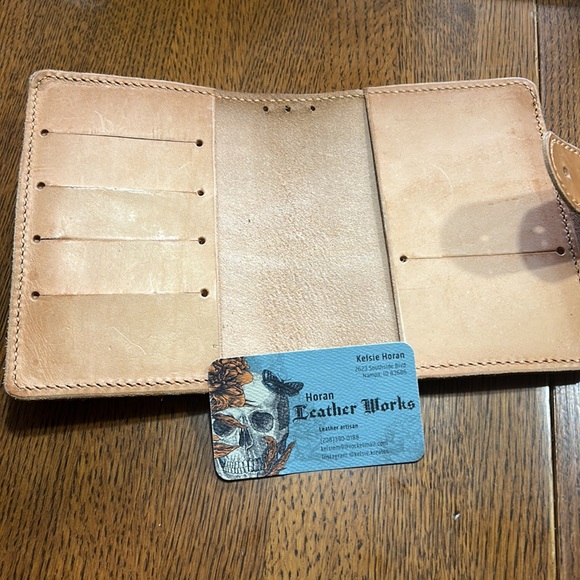 Horan leather works TN - Picture 3 of 5
